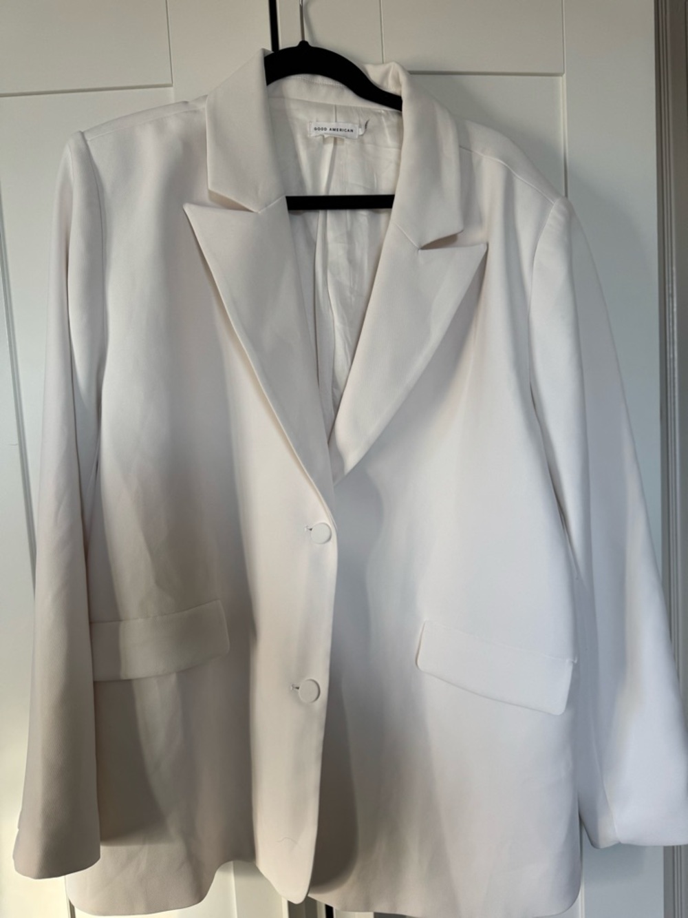 Good American Off-White Tailored Single-Button Blazer